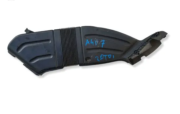 Audi A4 S4 B7 8E 8H Air intake duct part 8E0129618H