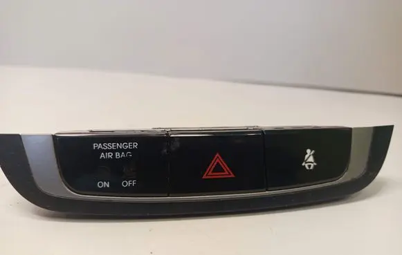 Hazard light switch