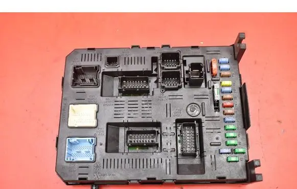 Peugeot 407 Fuse box set 9661940180