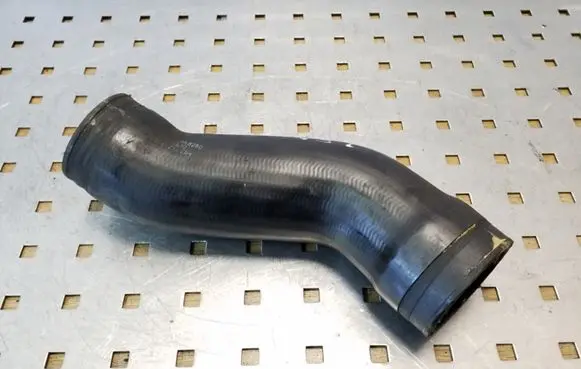Volkswagen II LT Intercooler hose/pipe