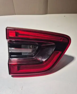 Tailgate rear/tail lights