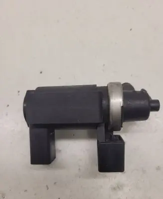 Audi A4 S4 B7 8E 8H Turbo solenoid valve 8E0906628 72290333