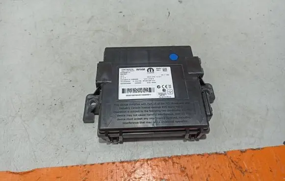 Jeep Renegade Radio/CD/DVD/GPS head unit 52072827