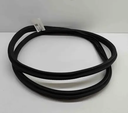 BMW 4 G22 G23 G24 G26 Rubber seal front coupe door 7482945