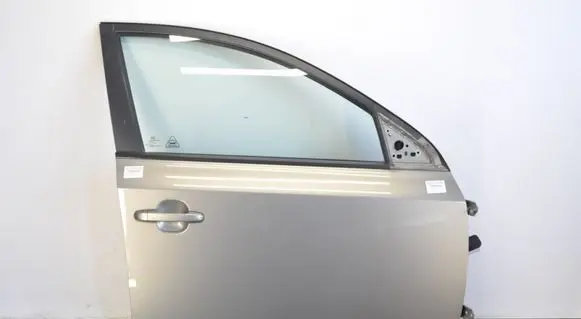 KIA Ceed Front door 