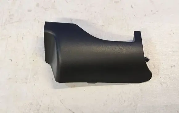 Volvo XC90 Front door seat control surround trim 39831666
