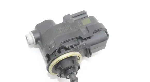 Nissan Qashqai Headlight washer pump 92001203