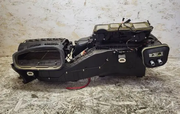 Mercedes-Benz R W251 Interior heater climate box assembly 