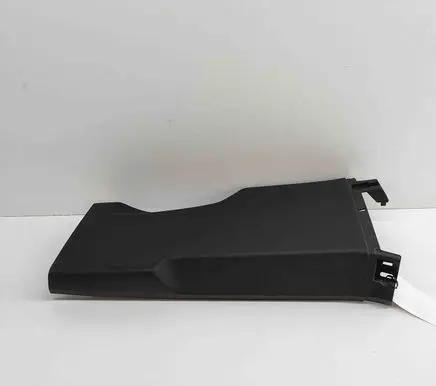 (B) pillar trim (bottom)