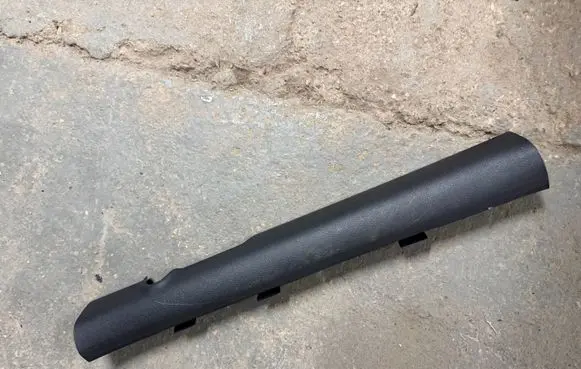 Hyundai i30 Front sill trim cover 85881G4000