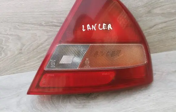 Mitsubishi Lancer Rear/tail lights