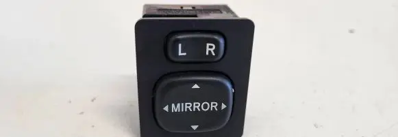 Toyota Corolla Verso AR10 Wing mirror switch 769746E 183574