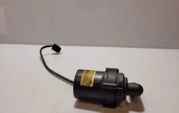 Volkswagen PASSAT B6 Other engine bay part