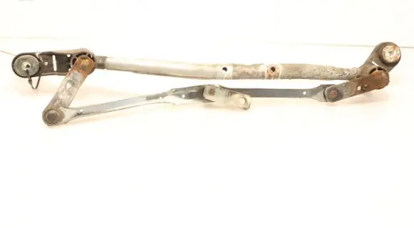 Renault Clio III Front wiper linkage 