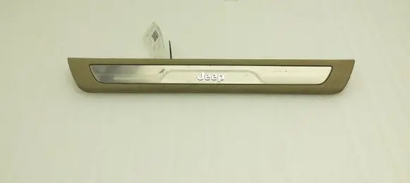 Jeep Grand Cherokee Front sill trim cover 1NC80HL1AB 9S126916266