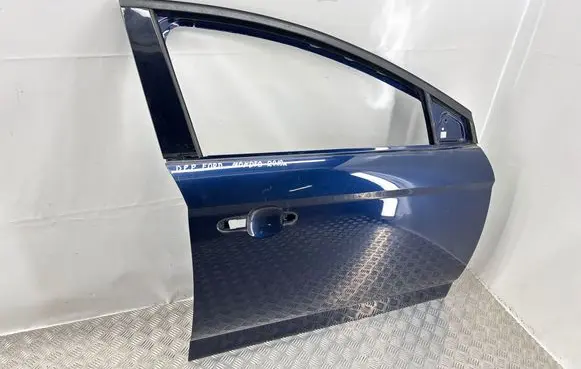 Ford Mondeo MK IV Front door 