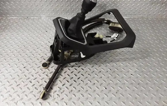 Dacia Sandero III Gear shifter/selector 349015097R 344132410R