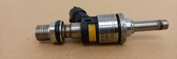 Porsche Cayenne (92A) Fuel injector 94811012871 103507511 1012020509