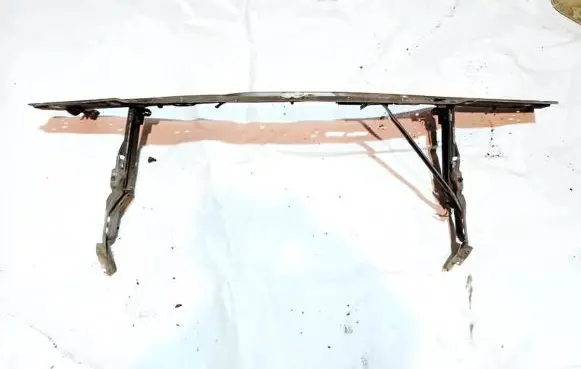 Audi 100 200 5000 C3 Radiator support slam panel 