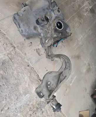 Volkswagen Golf VI Fuel tank 11180807 1K0906093F