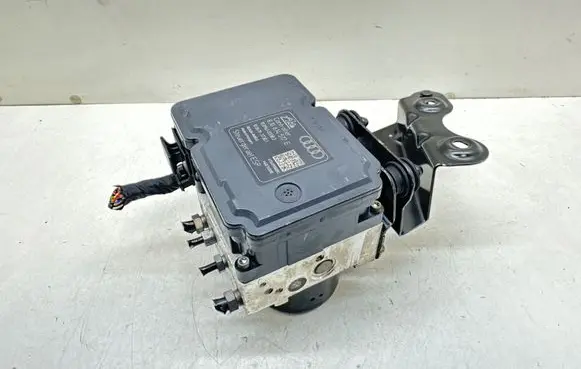 Audi TT TTS Mk2 ABS Pump 8J0614517E