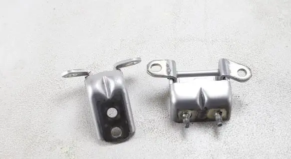 Nissan X-Trail T32 Rear door hinge set 