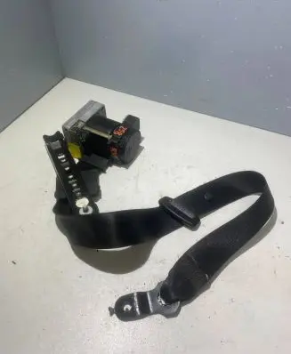 Mercedes-Benz C W203 Front seatbelt A2038600188 00103A 000063