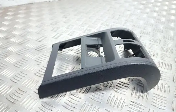Volkswagen PASSAT B7 Other center console (tunnel) element 3AA864298