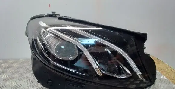 Mercedes-Benz E W213 Headlight/headlamp A2139069003