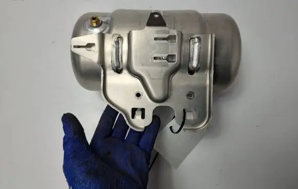 Audi A8 S8 D5 Air suspension tank/reservoir 4N0616203C