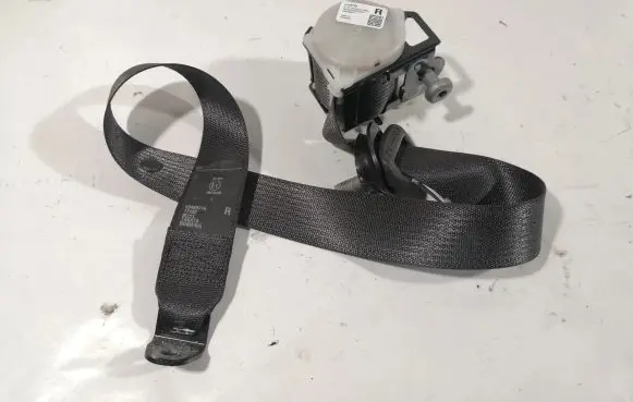 Opel Mokka X Rear seatbelt 42469716