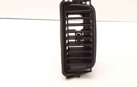 Ford Maverick Dash center air vent grill