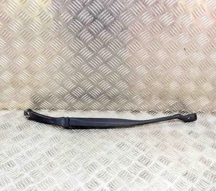 Maserati Ghibli Windshield/front glass wiper blade 670007562 89813753