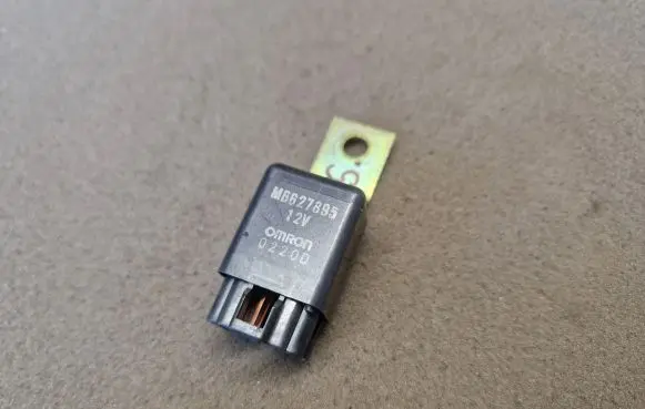 Mitsubishi Pajero Sport I Other relay