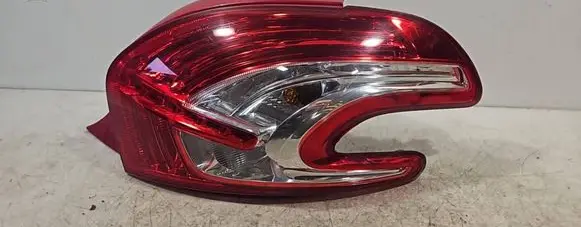 Rear/tail lights