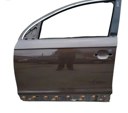 Audi Q7 4L Front door 4L0831311