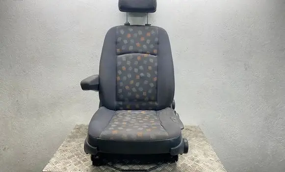 Mercedes-Benz Vito Viano W639 Front driver seat A6399106401