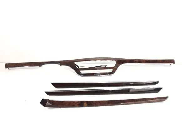 Dashboard trim