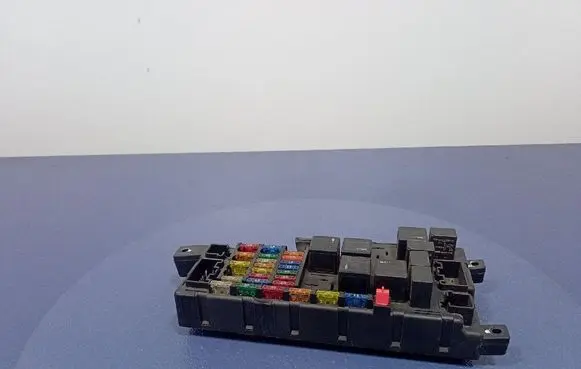 Volvo S60 Fuse box set 8678449
