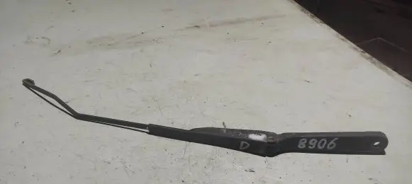 Citroen Berlingo Front wiper blade arm
