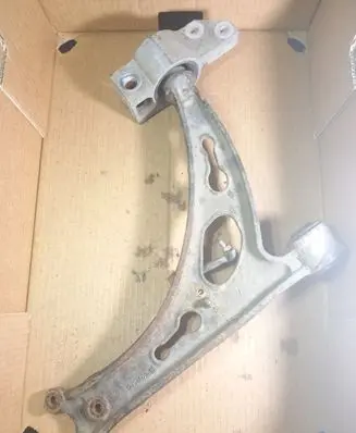 Skoda Octavia Mk2 (1Z) Front lower control arm/wishbone 1K0407153N
