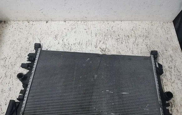 Opel Insignia A Coolant radiator 13241725