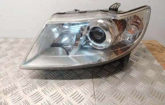 Subaru Tribeca Headlight/headlamp 1071806