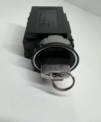 Volkswagen PASSAT B6 Ignition lock 3C0905843M 33303301 2355007S