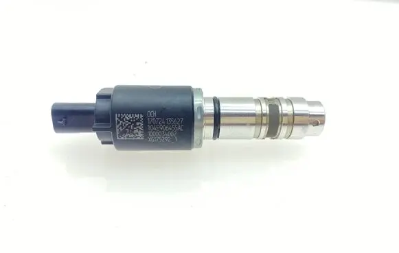 Volkswagen Golf VIII Camshaft vanos timing valve 104E906455AC