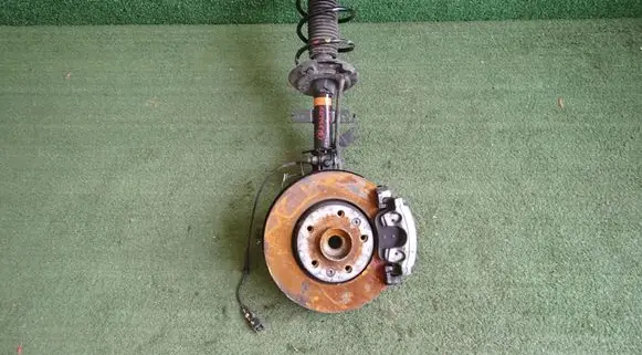 Renault Captur II Front wheel hub spindle knuckle 