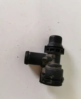 Audi A6 C7 Engine coolant pipe/hose 4G0122293