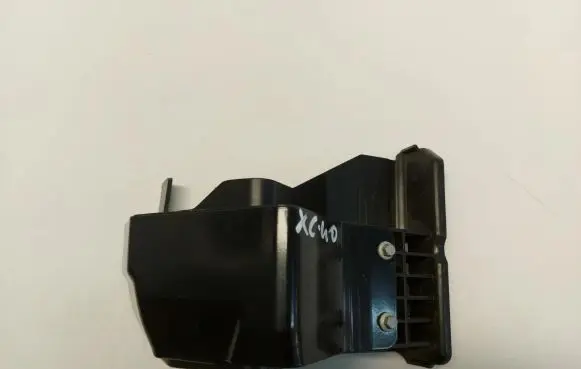 Volvo XC40 Battery bracket 32132861