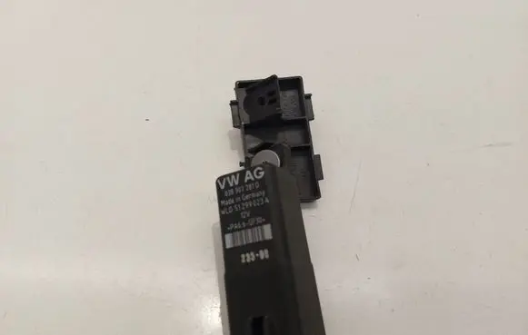 Volkswagen Caddy Glow plug pre-heat relay