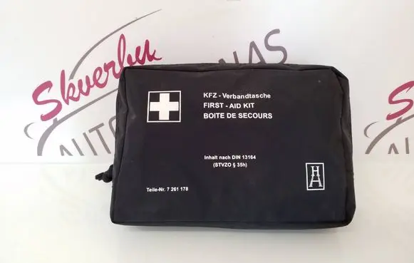 Porsche Cayenne (92A) First aid kit 7261178